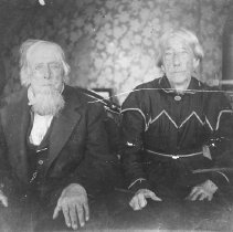 Thomas & Jane Elliott