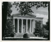 Charles L. Cocke Memorial Library - Hollins College Campus