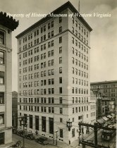 Colonial American National Bank Building