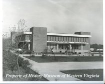 Brown Library at Virginia Western Community College