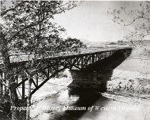 Bridge to Raleigh Court