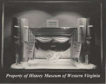 Department Store Display - Pabco Linoleum Ad