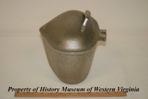 "Silver Seal" Cookware; Stewing Pot with Lid; "Econ Trio" from 1930's