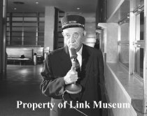 Buck Stewart Calling Trains, Roanoke Station