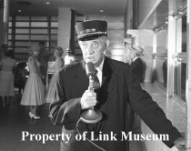 Buck Stewart Calling Trains, Roanoke Station