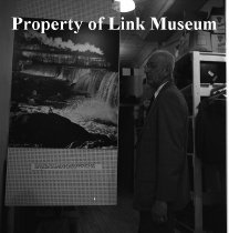 R. H. Smith Look At The Exhibition