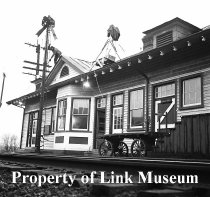 Cloverdale Station With Link On Roof
