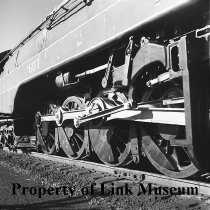 Drive Wheel Class J 607 Locomotive