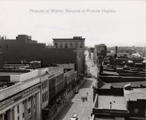 Street scene of Campbell Avenue, Downtown Roanoke, Virginia - circa 1957