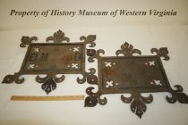 2 Elmwood Iron Gates