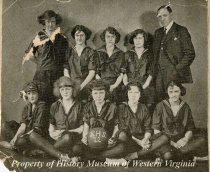 Roanoke High 1922 Girls Basketball