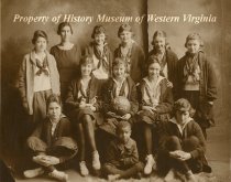 Roanoke High Girls Basketball (1919)