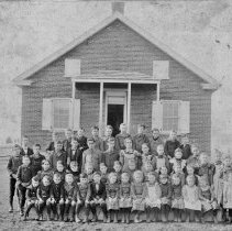 Mainland School, Lower Salford Townshipca. 1900