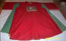 Red robe with green side flag (front)