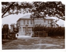 Blunt family photograph archive