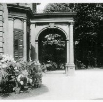 Souci, home of Adrian Iselin on Davenport Neck