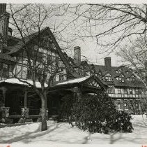 Briarcliff Lodge (King's College)