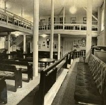 Chappaqua Quaker Meeting House - interior