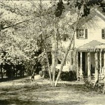 Carl Daum house and yard, 418 Marietta Avenue