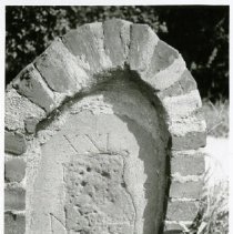 21st milestone, Danbury Post Road (East Lincoln Avenue)