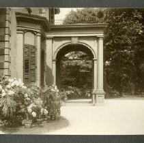 Souci, home of Adrian Iselin, Davenport Neck