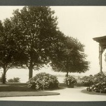 Souci, home of Adrian Iselin, Davenport Neck