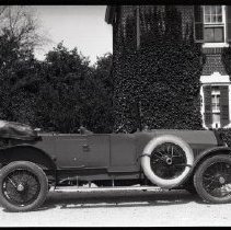 Car belonging to Eleanora Jay, Mrs. Arthur Iselin, at Breakwater House