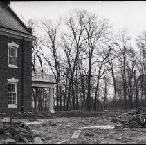 Construction of Breakwater House, home of Columbus O'Donnell Iselin on Davenport Neck