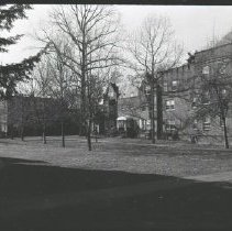 Hastings House apartments, North Broadway