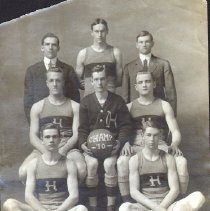 Basketball Team, 1910
