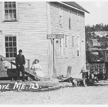 Post office at Long Cove, Maine, circa 1915