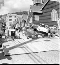 Orange Crate derby on Main Street