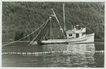 Seiner "Aldebaran" hauling in set