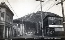 Intersection of Main and Mission Streets