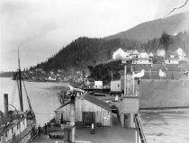 Downtown looking to Newtown