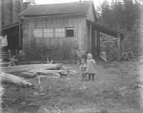 Fred, Flora, Alice, & Enos Hillard