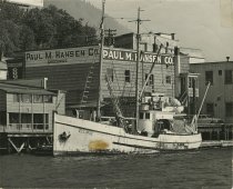 Paul Hansen Company building with the schooner Eclipse a Hansen's Float.