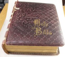 19.7.001, Book, front cover and edge