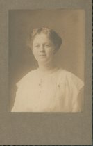 79.5.122, Photograph, Gladys Mary Cline