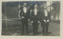 82.2.003a, Photograph