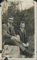 82.2.003b, Photograph