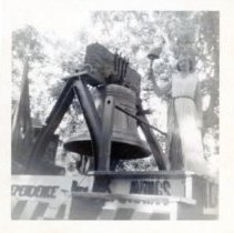 Miss Liberty, Miss Doris Duke