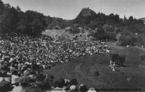 Audience enjoying Mountain Play, pre-1934
