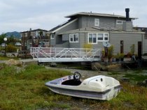 Floating homes and runabout, 2016