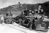 Trains at the summit of Mount Tamalpais, 1907