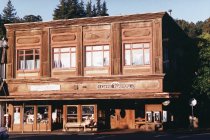 Corner of Miller and Throckmorton, 1994