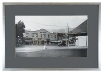 Photo of the Keystone Block from the corner of Miller and Throckmorton Ave.