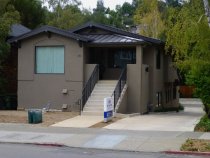 East Blithedale Avenue (number 110) commercial building, 2016