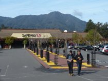 Safeway supermarket, 2016