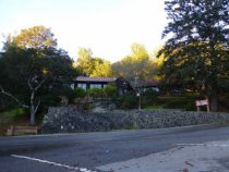 Mill Valley Golf Club clubhouse from road, 2016